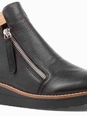 Django & Juliette Ohmy Zippered Black Leather Boots Sz 41